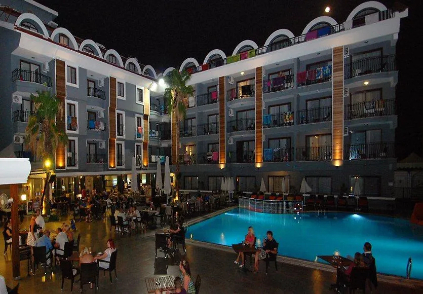 Club Viva Hotel Marmaris 4*,