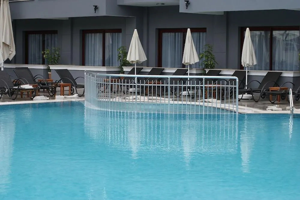 Club Viva Hotel Marmaris 4*,