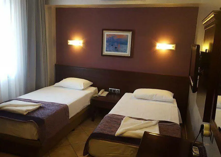 Club Viva Hotel Marmaris 4*,